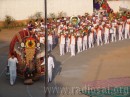 01. Sai Gita leads the procession into the stadium * 3264 x 2448 * (3.65MB)